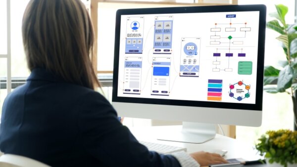 【解決事例】自社のウェブサイトが他社の模倣であるとして、損害賠償請求等をされた事例